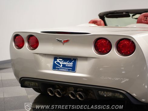 Used 2006 Chevrolet Corvette 3LT Convertible w/ Preferred Equipment Group image 26