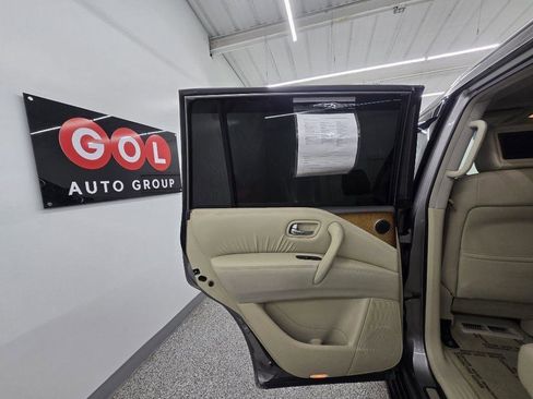 Used 2014 INFINITI QX80 2WD w/ Theater Package image 30