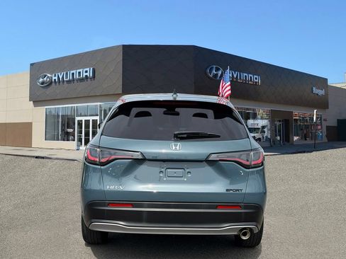 Used 2023 Honda HR-V Sport image 7