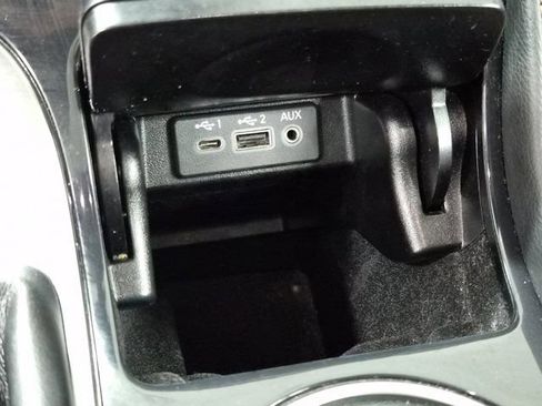 Certified 2023 Nissan Maxima SR w/ Sport Mat Group image 32