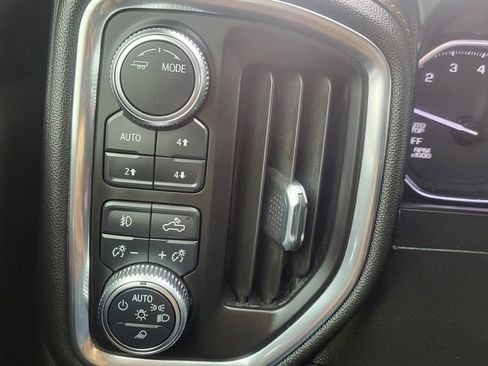 Used 2021 GMC Sierra 1500 AT4 image 32