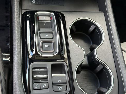 Used 2024 Honda Pilot Elite image 17