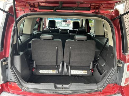 Used 2010 Ford Flex SEL FWD image 17