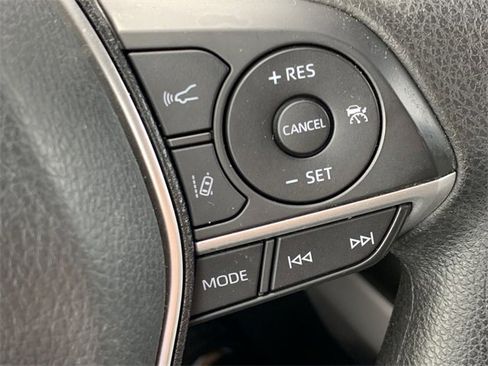 Used 2023 Toyota Camry LE image 28