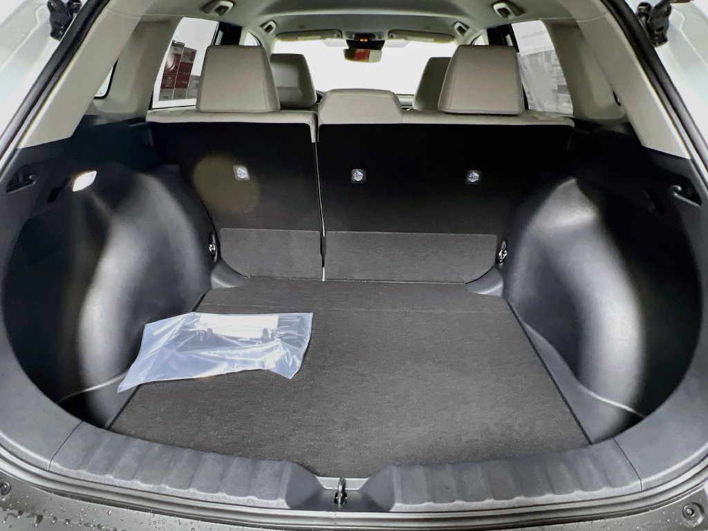 New 2026 Toyota Corolla Cross LE FWD image 31