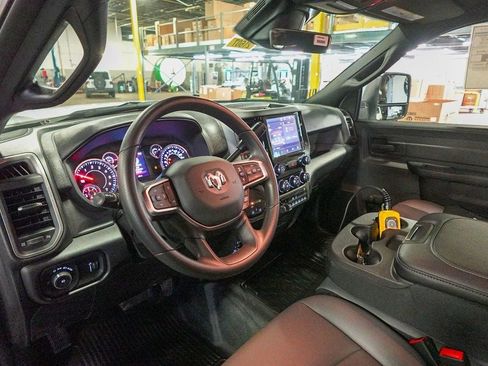 New 2026 RAM 3500 Tradesman w/ Chrome Appearance Group image 12