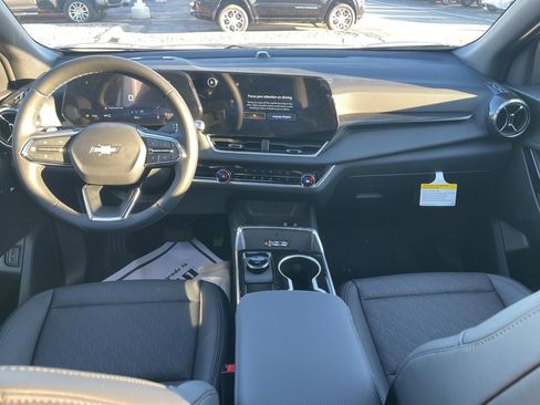 New 2026 Chevrolet Equinox LT w/ Convenience Package II image 14