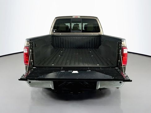 Used 2016 Ford F250 Lariat w/ Lariat Ultimate Package AWD/4WD image 29