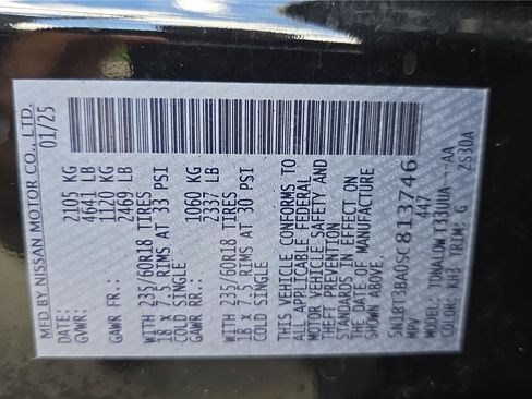 Used 2025 Nissan Rogue SV FWD image 29