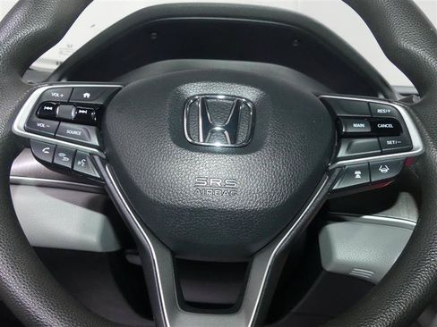 Used 2019 Honda Accord LX image 30