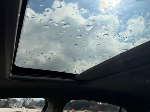 Used 2012 Chevrolet Malibu LTZ image 21