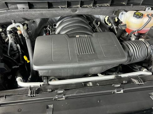 Used 2024 GMC Yukon XL Denali image 37