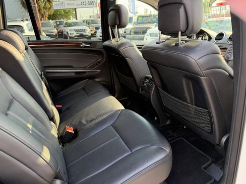 Used 2010 Mercedes-Benz GL 450 4MATIC image 12