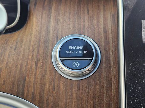 Used 2023 Mercedes-Benz C 300 Sedan image 37