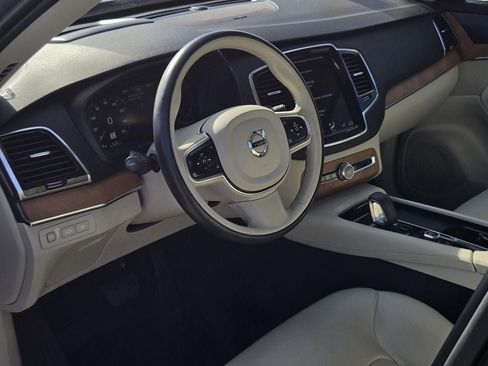 Used 2022 Volvo XC90 T8 Inscription Expression w/ Advanced Package AWD/4WD image 17