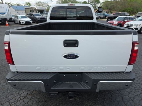Used 2010 Ford F450 Lariat image 14