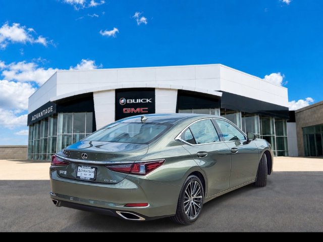 Used 2025 Lexus ES 350 w/ Premium Package FWD image 8