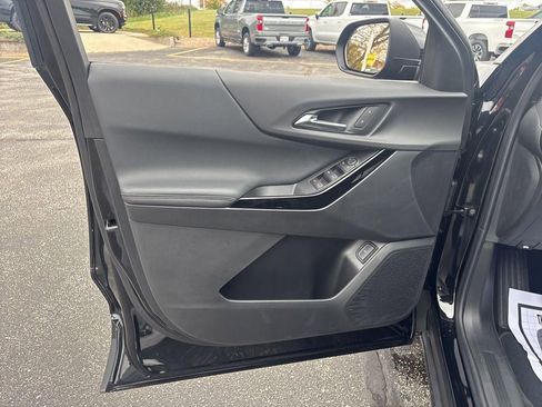 New 2026 Chevrolet Equinox LT w/ Convenience Package II image 7