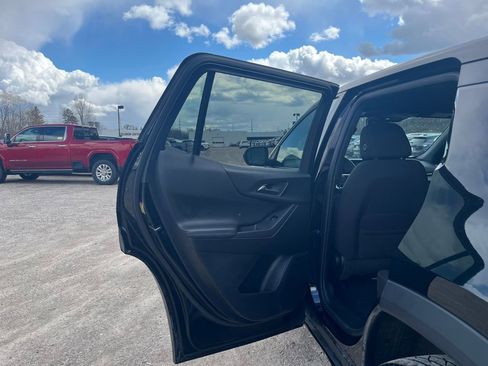 Used 2025 Chevrolet Equinox LT FWD image 28