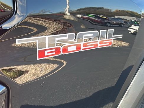 New 2026 Chevrolet Colorado Trail Boss image 13