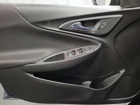 Used 2019 Chevrolet Malibu LT FWD image 24