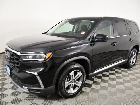 Certified 2024 Honda Pilot EX-L image 10