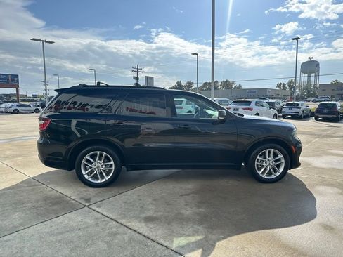 Used 2023 Dodge Durango GT image 6