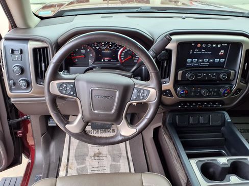 Used 2016 GMC Sierra 1500 Denali w/ Denali Ultimate Package AWD/4WD image 3