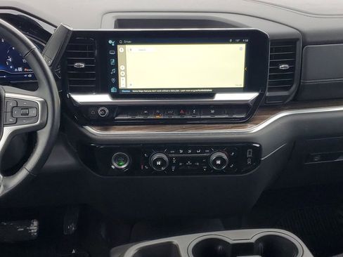 Used 2023 Chevrolet Silverado 1500 LT image 26