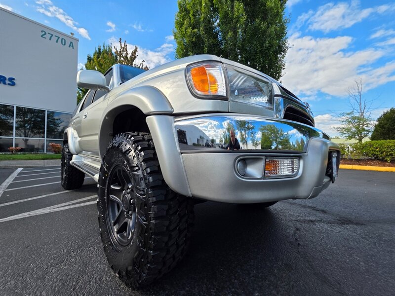 Used 2002 Toyota 4Runner SR5 AWD/4WD image 10