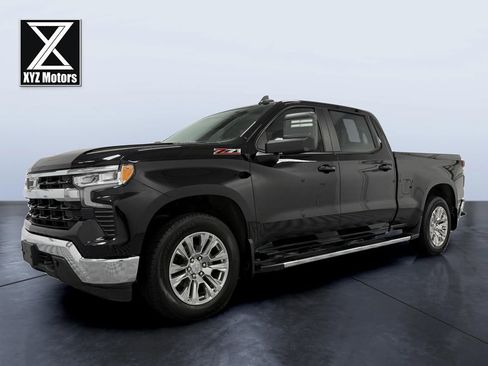 Used 2024 Chevrolet Silverado 1500 LT image 2