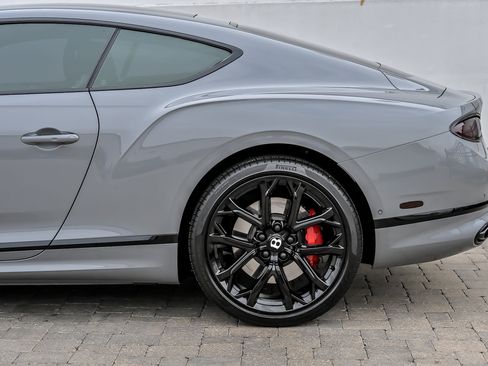 Used 2023 Bentley Continental GT V8 AWD/4WD image 11