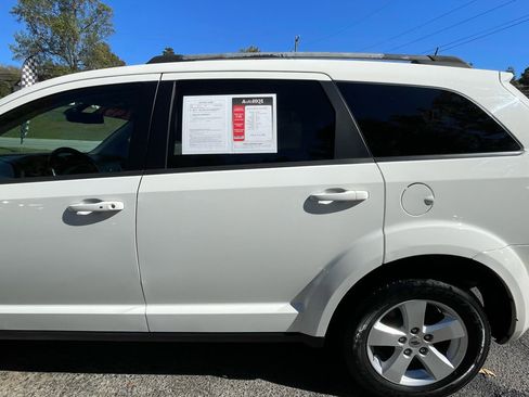 Used 2018 Dodge Journey SE w/ Connectivity Group image 4