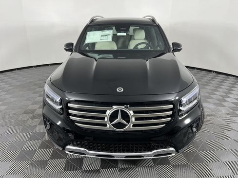 New 2026 Mercedes-Benz GLB 250 4MATIC image 5