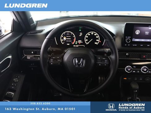 Used 2025 Honda Civic Sport image 17