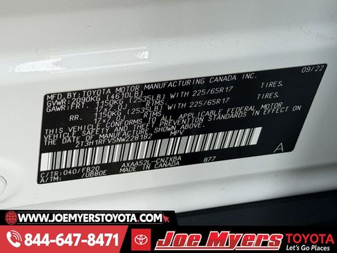 Used 2022 Toyota RAV4 LE image 30