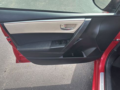 Used 2015 Toyota Corolla LE w/ Body Protection Package #1 FWD image 2