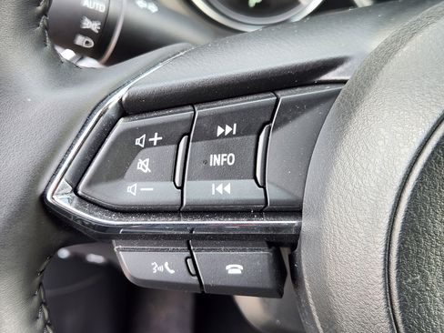 Certified 2025 MAZDA CX-5 AWD 2.5 S w/ Preferred Package image 23