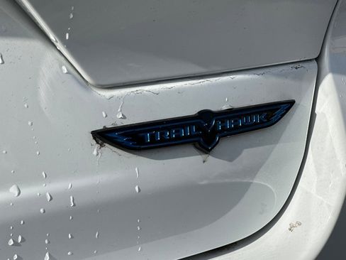 New 2023 Jeep Grand Cherokee Trailhawk w/ Advanced Protech Group II image 26