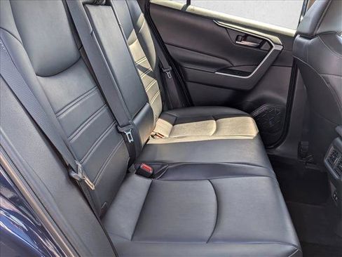 Used 2019 Toyota RAV4 XLE Premium FWD image 20