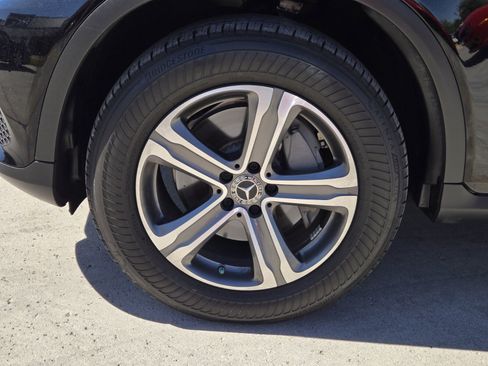Used 2019 Mercedes-Benz GLC 300 image 5