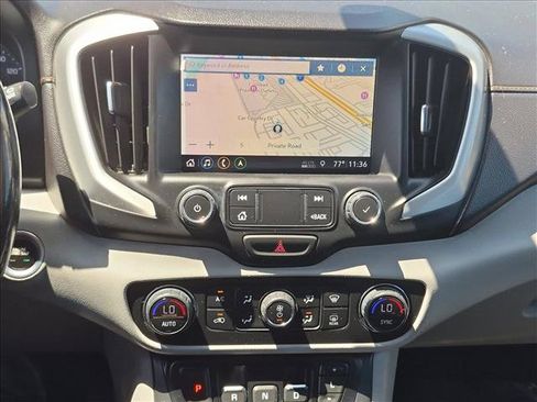 Used 2021 GMC Terrain SLT w/ Infotainment Package II FWD image 15