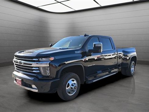 Used 2021 Chevrolet Silverado 3500 High Country image 5