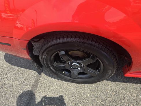 Used 2001 Ford Mustang Premium RWD image 35