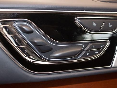 Used 2024 Lincoln Navigator Black Label image 24