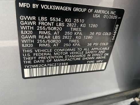 Used 2025 Volkswagen Atlas Cross Sport SE w/ Black Wheel Package image 7