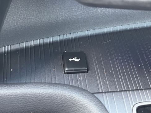 Certified 2023 Toyota Sienna XSE image 24