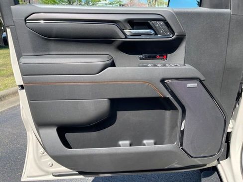 New 2026 GMC Sierra 1500 AT4 AWD/4WD image 18