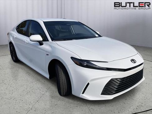 Certified 2026 Toyota Camry LE image 7