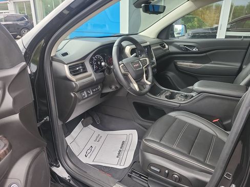 Certified 2023 GMC Acadia Denali w/ Denali Technology Package AWD/4WD image 9
